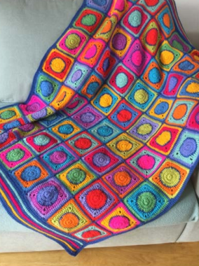 The Cheerful Circles Blanket - Image 3