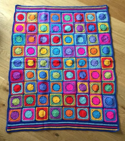 The Cheerful Circles Blanket